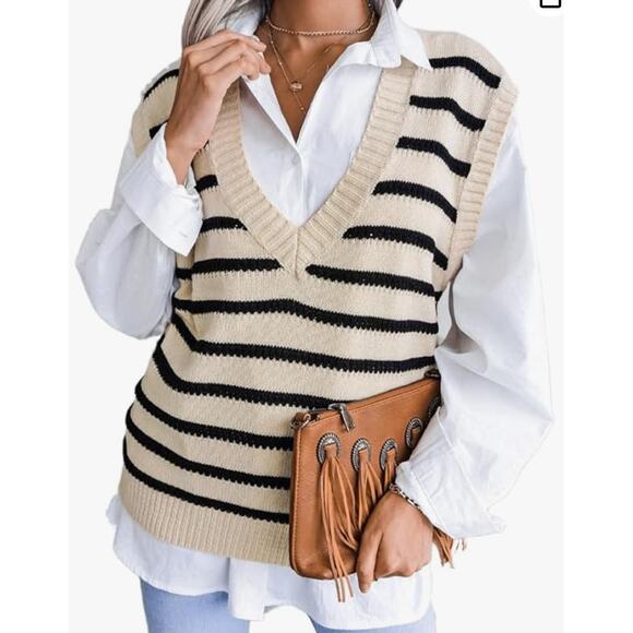 NWT Zara V-neck Striped sweater Large - Picture 1 of 4